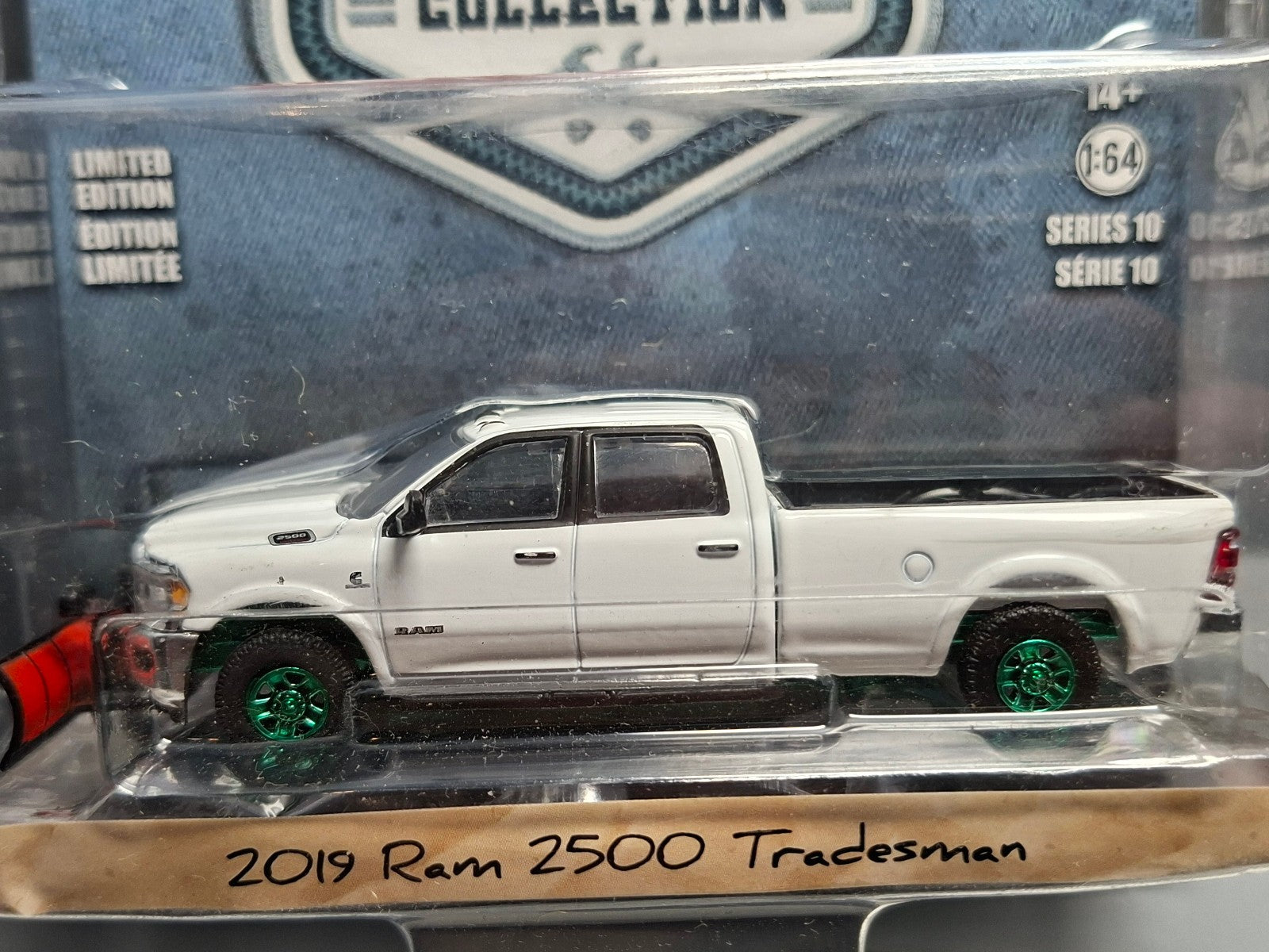 Greenlight Blue Collar 2019 Ram 2500 Tradesman Chase Green Wheels  (NG47)