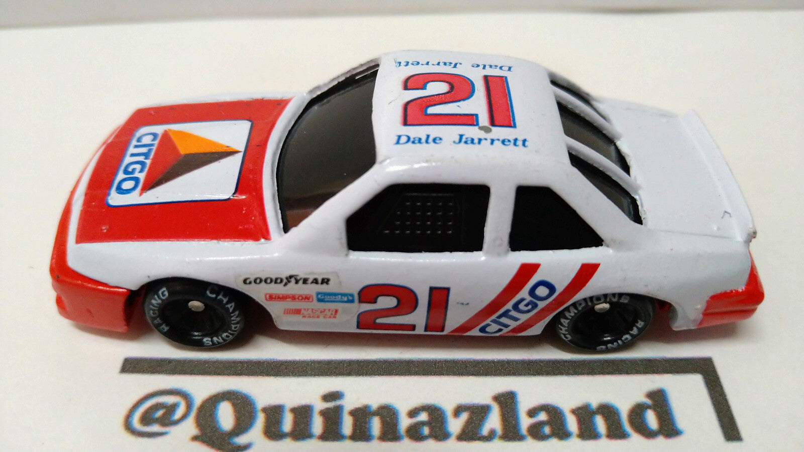 Racing champions Stock car  Ford thunderbird dale jarrett (A10)