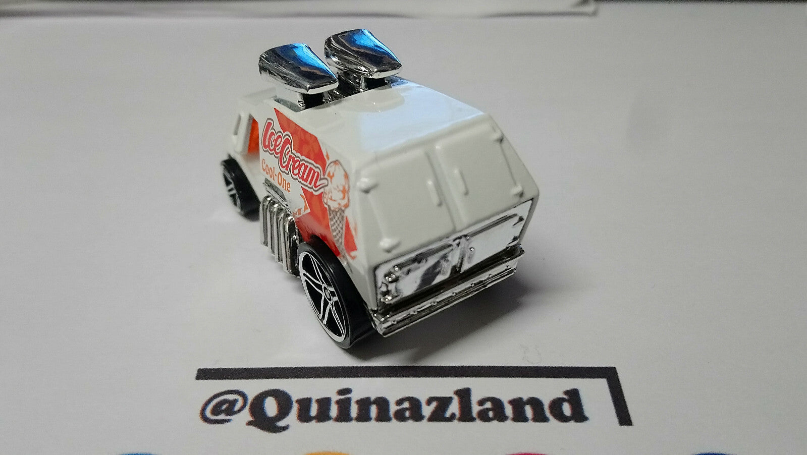 Hot Wheels Cool-One First Editions 2004-100 (A21)