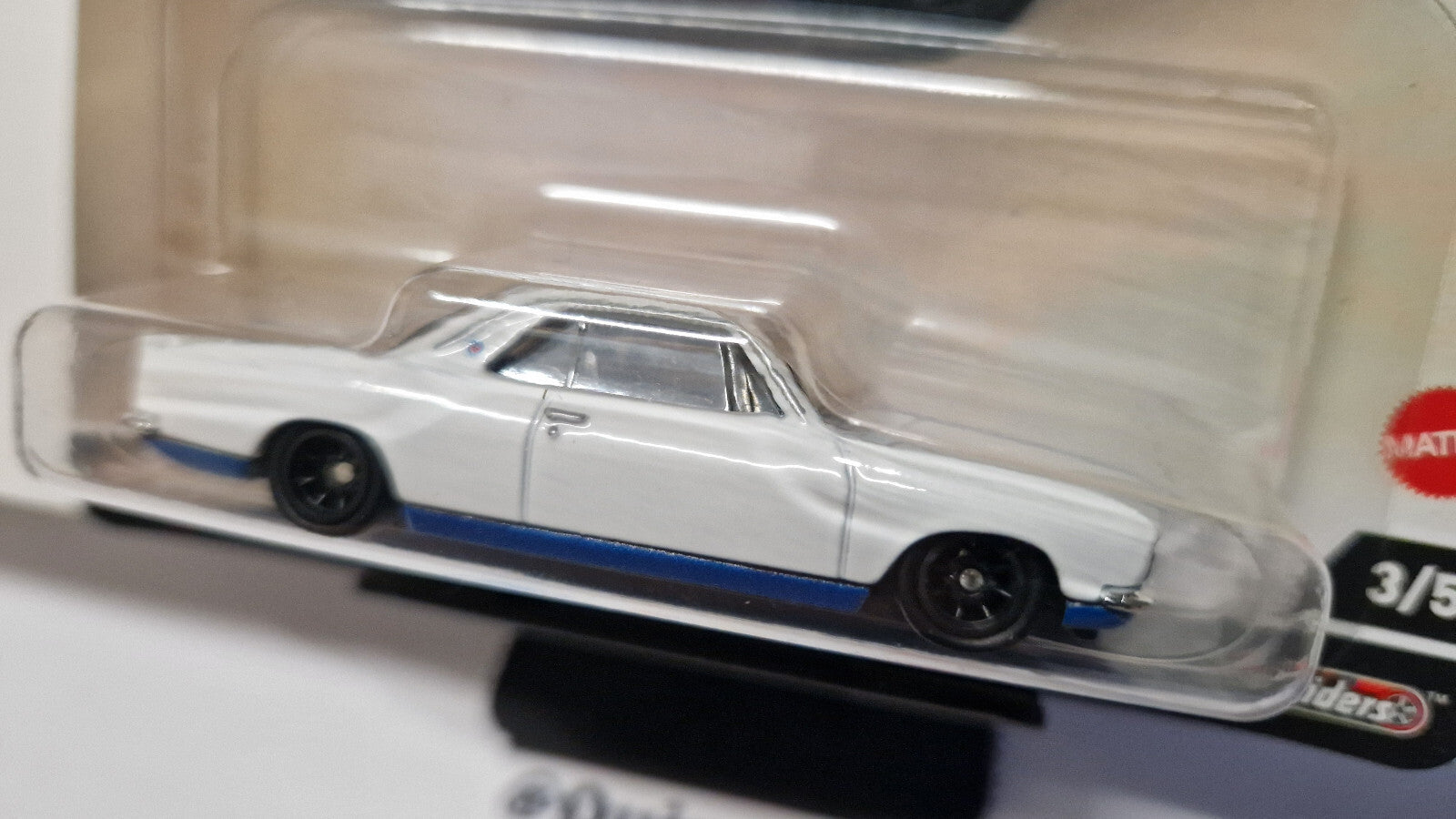 Hot Wheels 2022 jay leno's garage  66 chevrolet corvair yenko stinger  (NG78)
