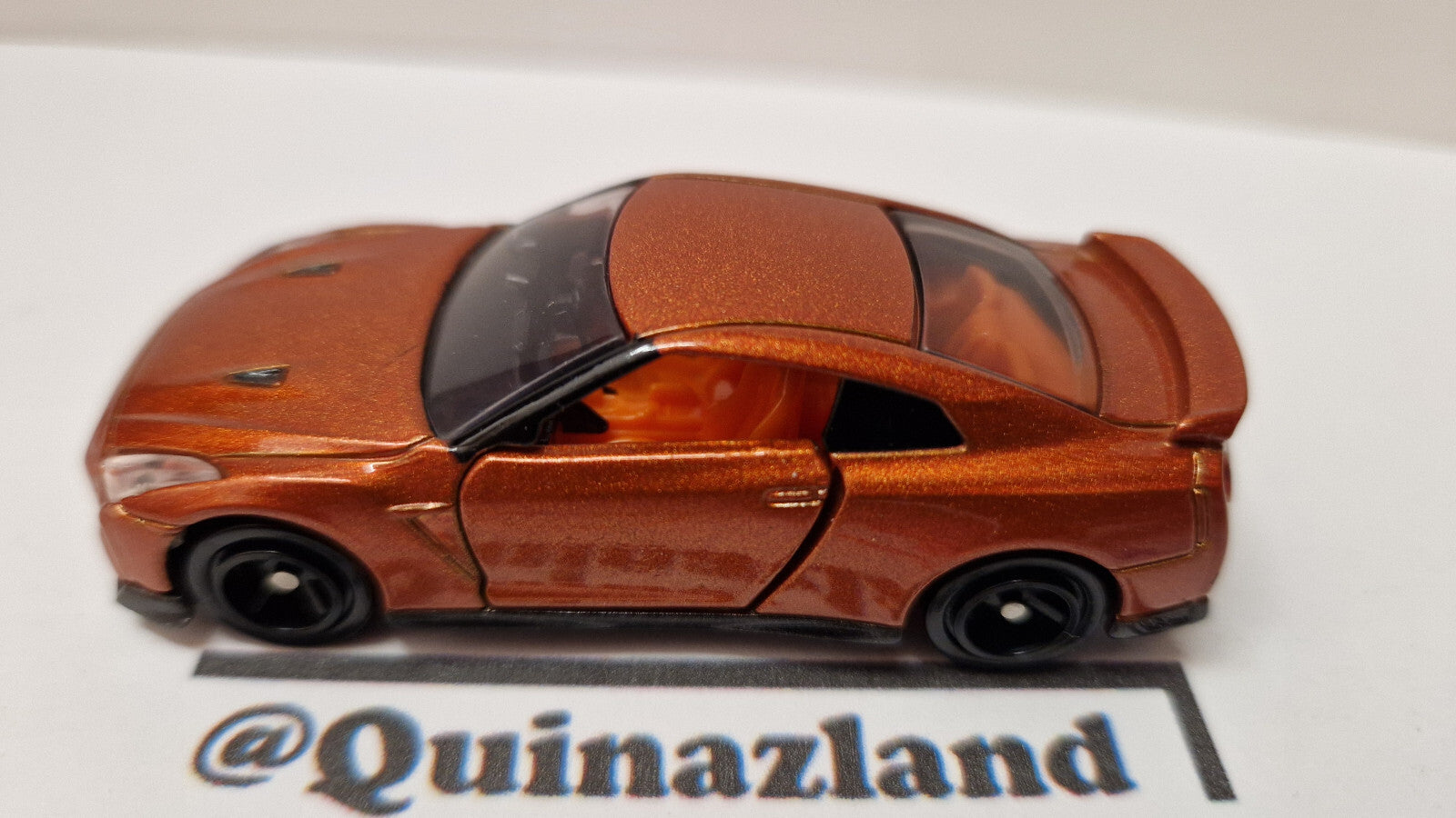 Tomica 2016 regular Nissan GT-R 1/62 (CP05)