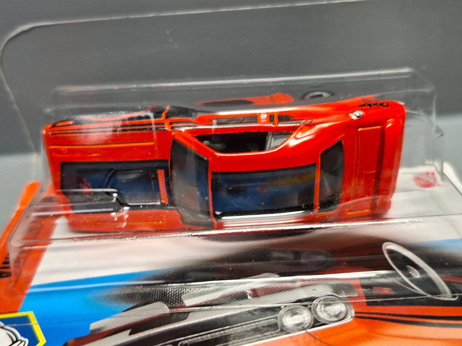 Hot Wheels '71 Dodge Challenger   2025-131  (NP02)