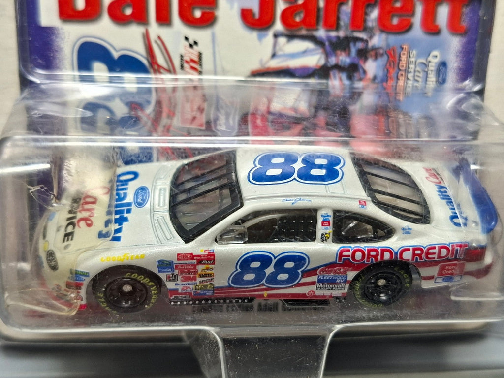 Action Dale Jarrett 1999 Ford Taurus quality care   (NP01)