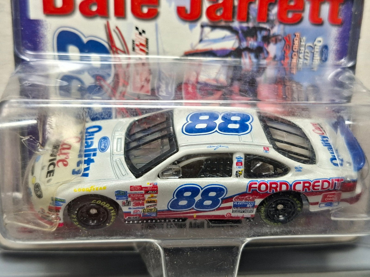 Action Dale Jarrett 1999 Ford Taurus quality care   (NP01)