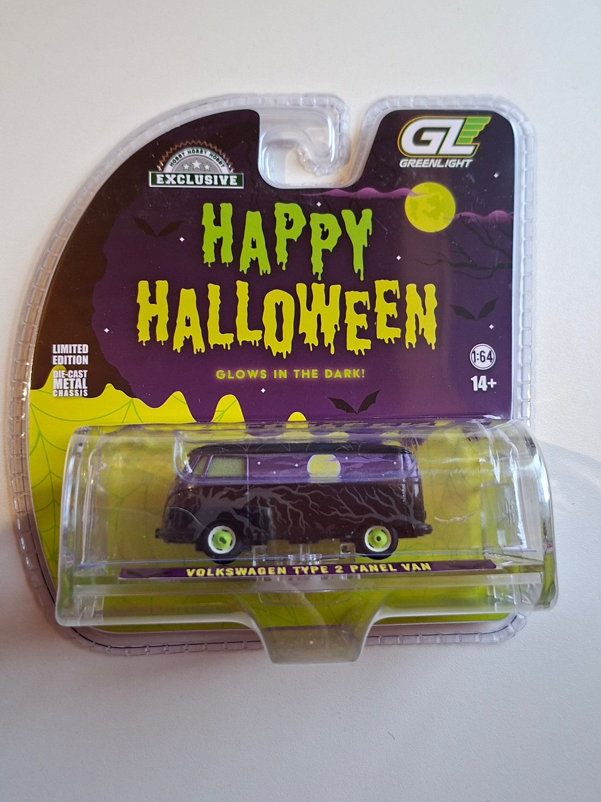 Greenlight Halloween 2025  Volkswagen Type 2 Panel Van  Spooky Night  (NG32)