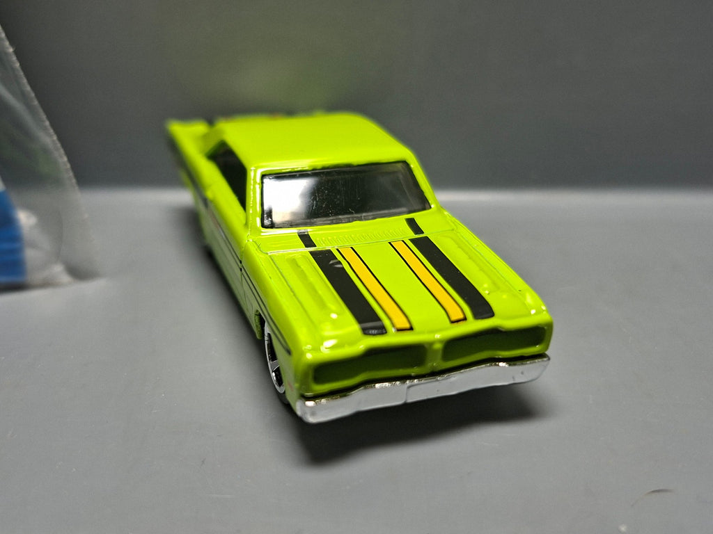 Hot wheels 2023 mystery models series 2 1974 brazilian dodge charger  (NP08)
