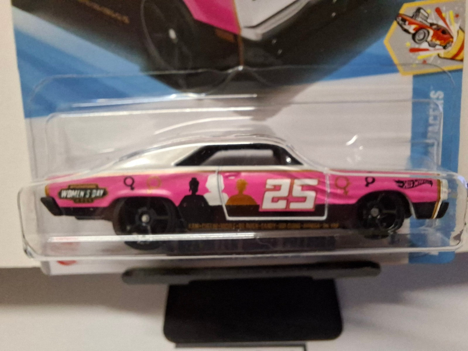 Hot Wheels '74 brazilian dodge charger   2025-076 (NP15)