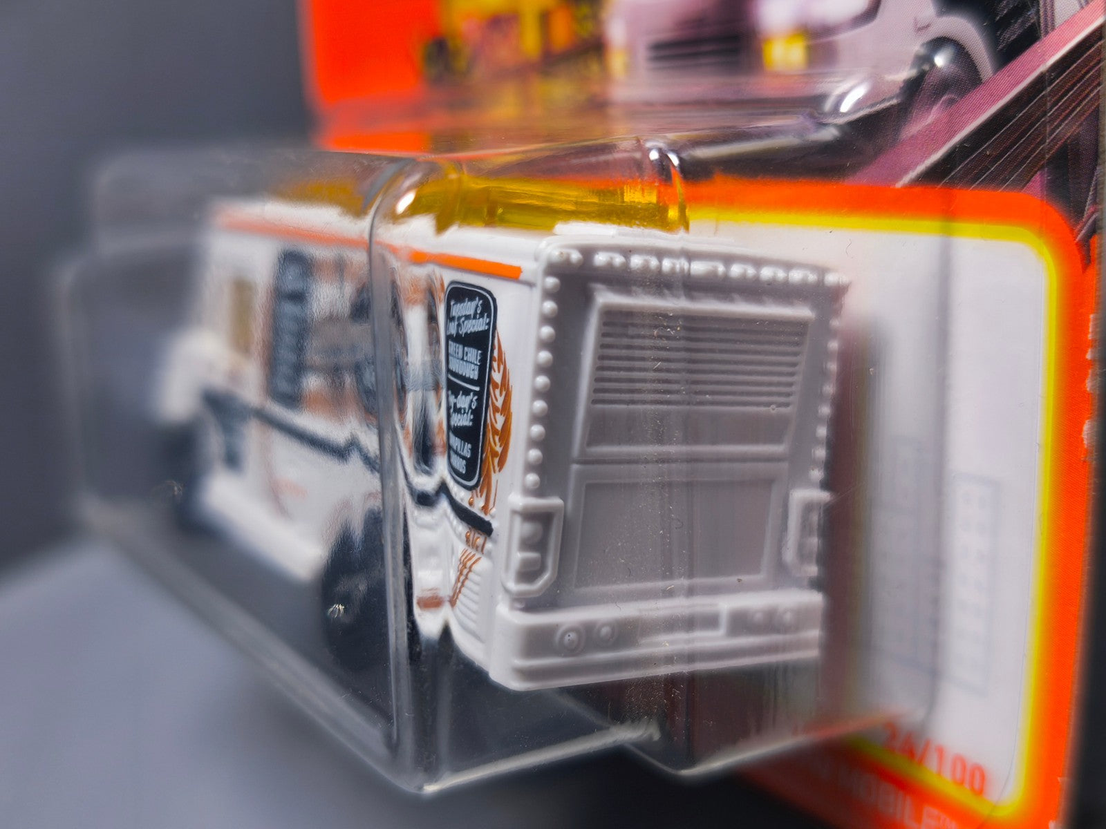 Matchbox Chow Mobile II 2021-024  (NP40)