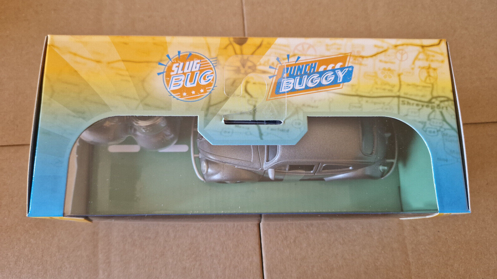 Jada Toys 1/32 Punch Buggy '59 Volkswagen  Beetle W/Gloves Silver  (ET)