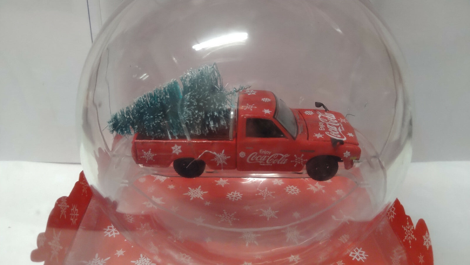 M2 Machines Exclusive Coca Cola Ornament 1976 Datsun 620 Pick Up (carton)