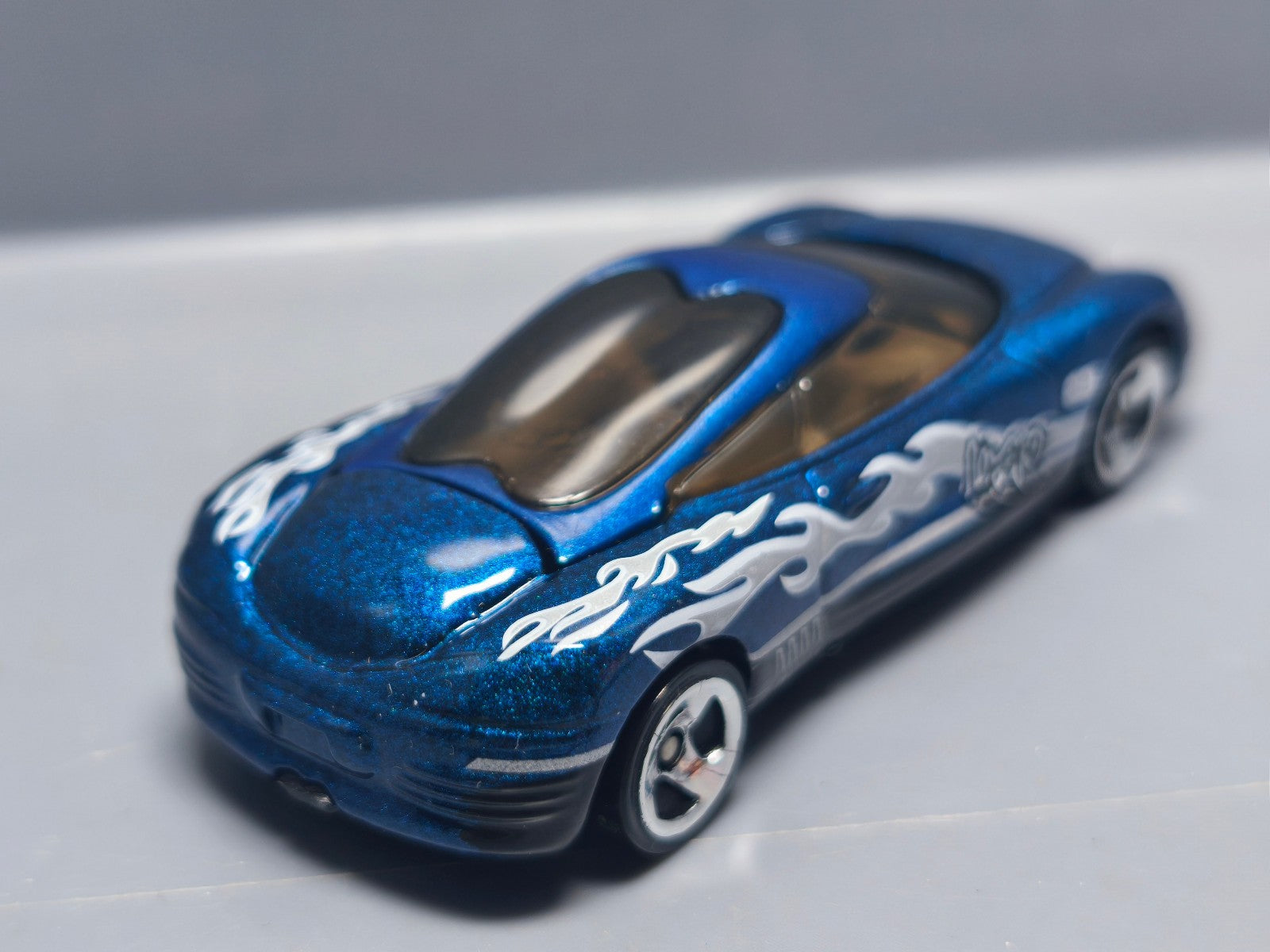 Hot Wheels Chrysler Thunderbolt 1999- 1107 (A02)