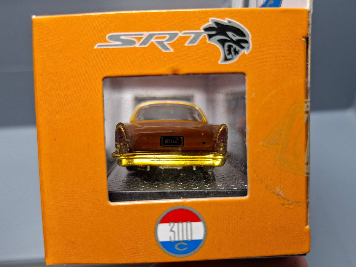 M2 Machines Details 1957 Chrysler 300C Chase 750Pcs  (CP11)