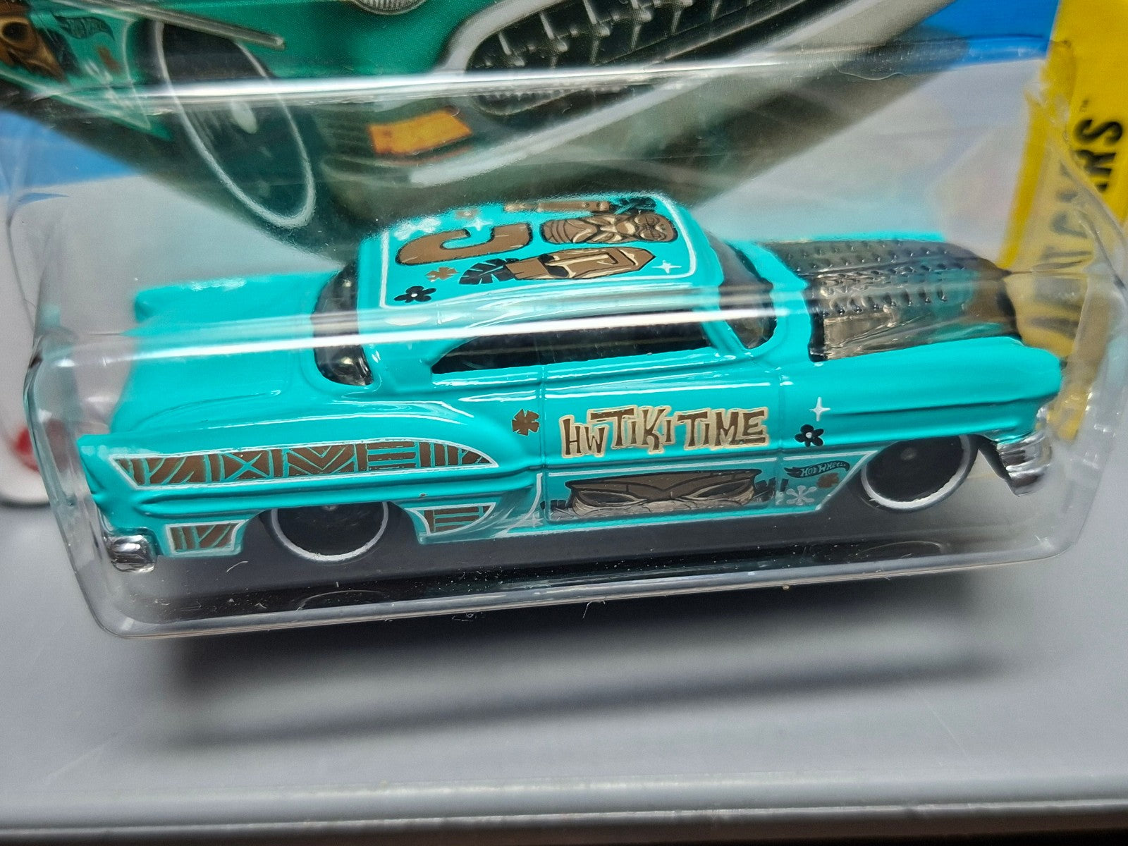 Hot Wheels Custom '53 Chevy   2025-012  (NP02)