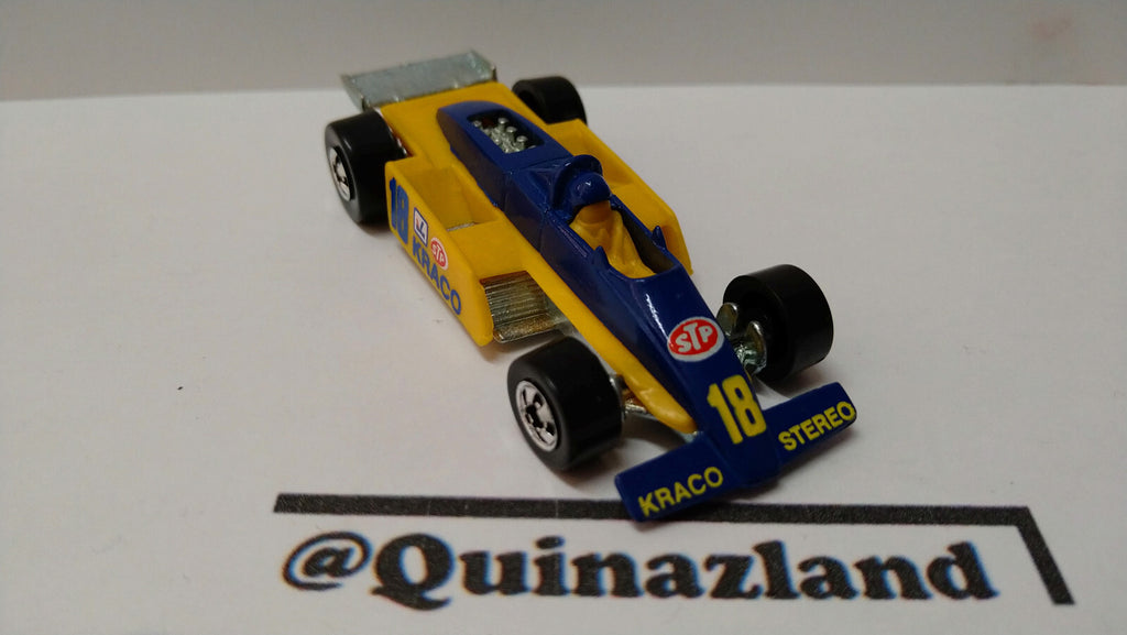 Hot wheels  1989 park'n plates Thunderstreak    (NP28)