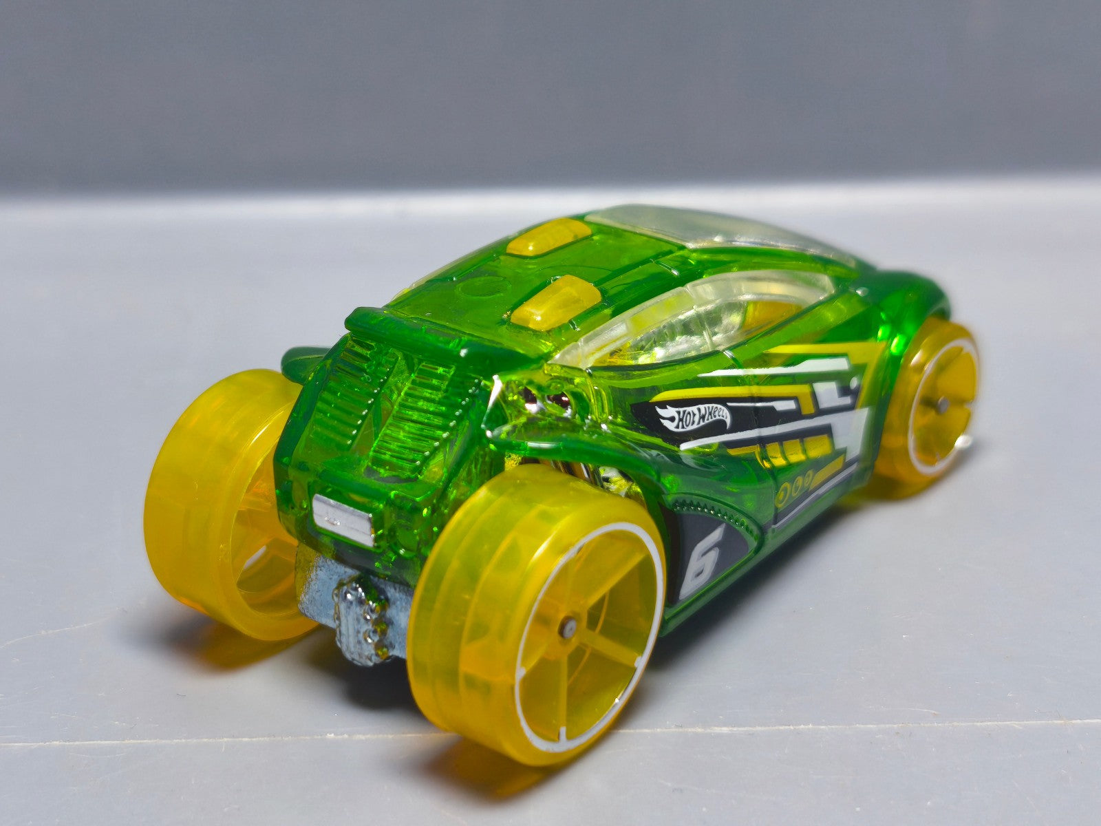 Hot wheels Vandetta 2013-131    (A11)