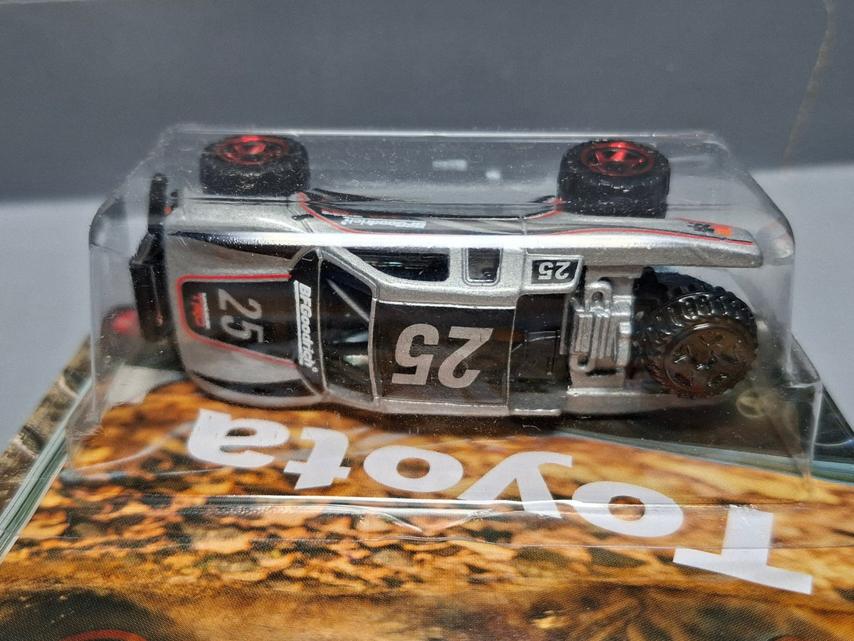 Hot Wheels 2025 Toyota Toyota Off-Road truck   (CP16)