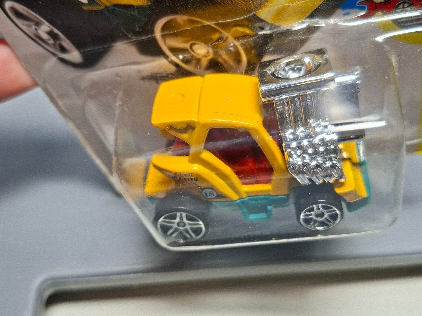Hot Wheels Tee'd Off 2 2016-035 (CP18)