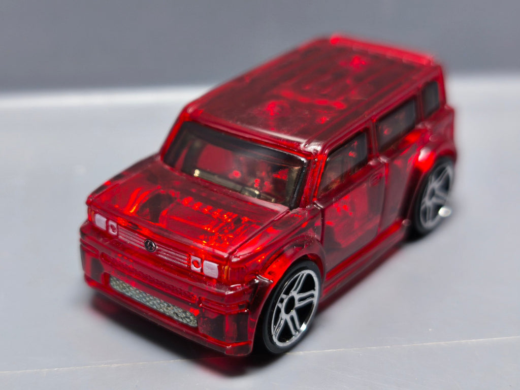 Hot Wheels Scion xb 2005-053 (A21)