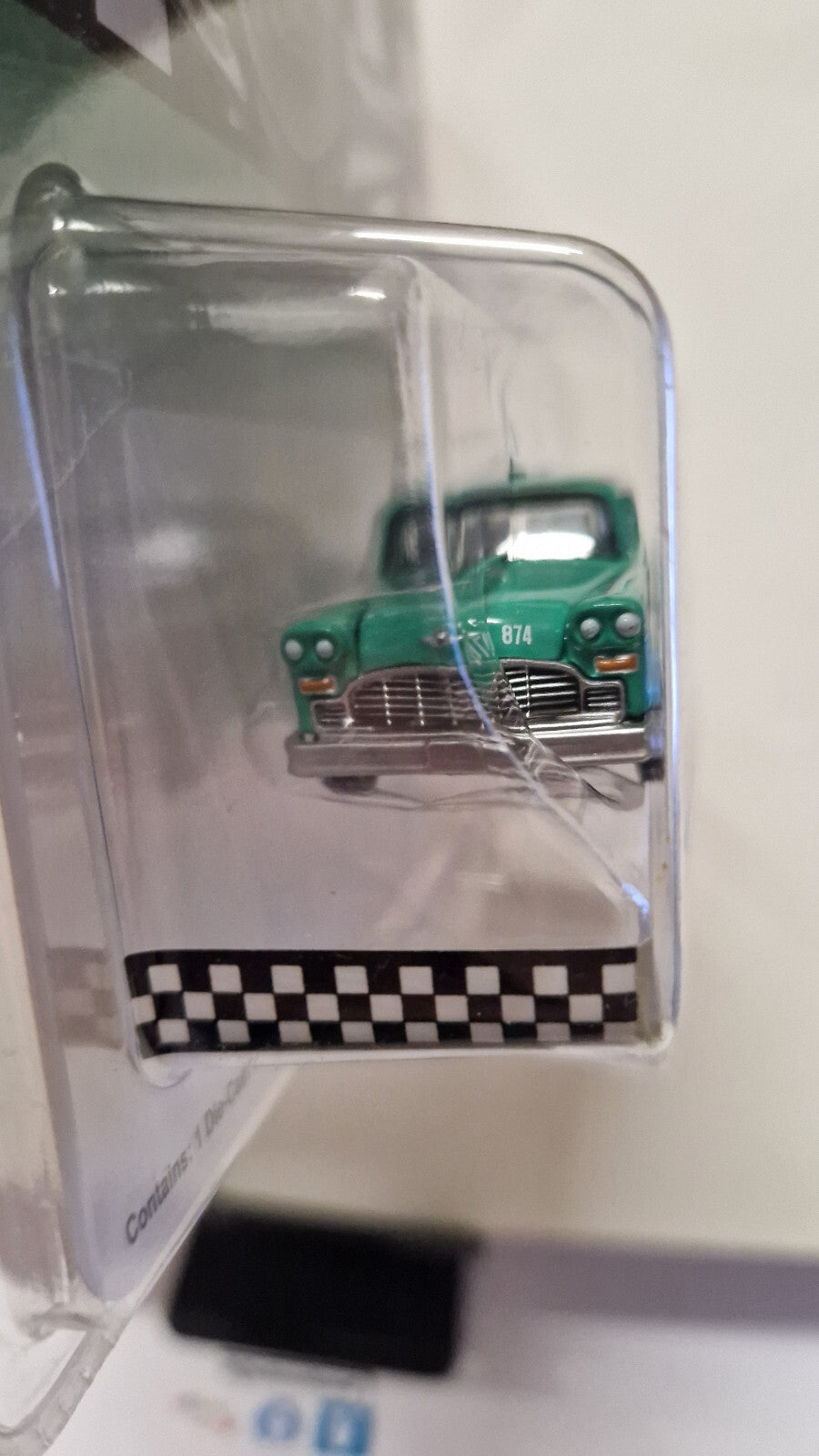 Greenlight Exclusive 1969 Checker Taxi  (NG01)
