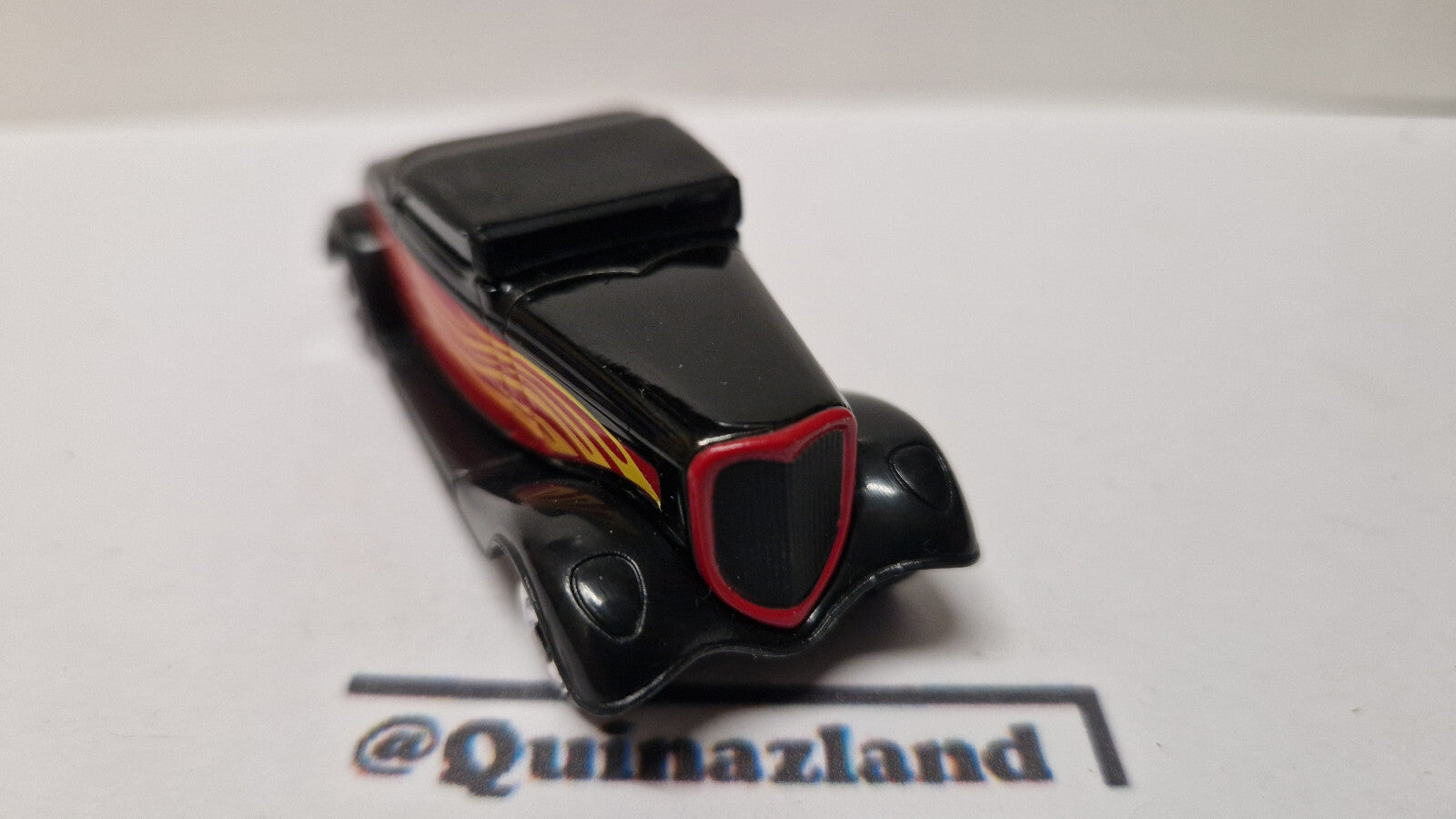Road champs Car and Driver shock racers 1934 Ford  (A30)