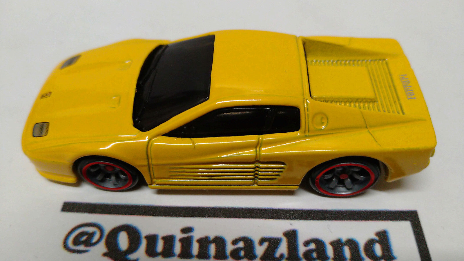 Hot Wheels 2008 Ferrari racer  Ferrari F512M   (A36)