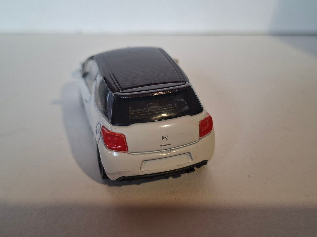 Norev  Citroën DS3  (A01)