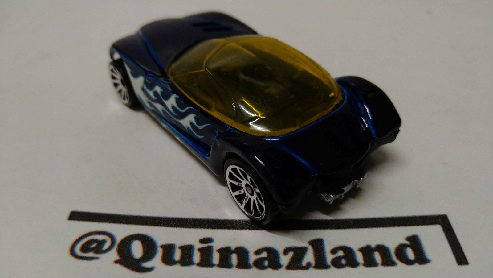Hot Wheels Golden arrow 2012 exclusive multipack      (A24)