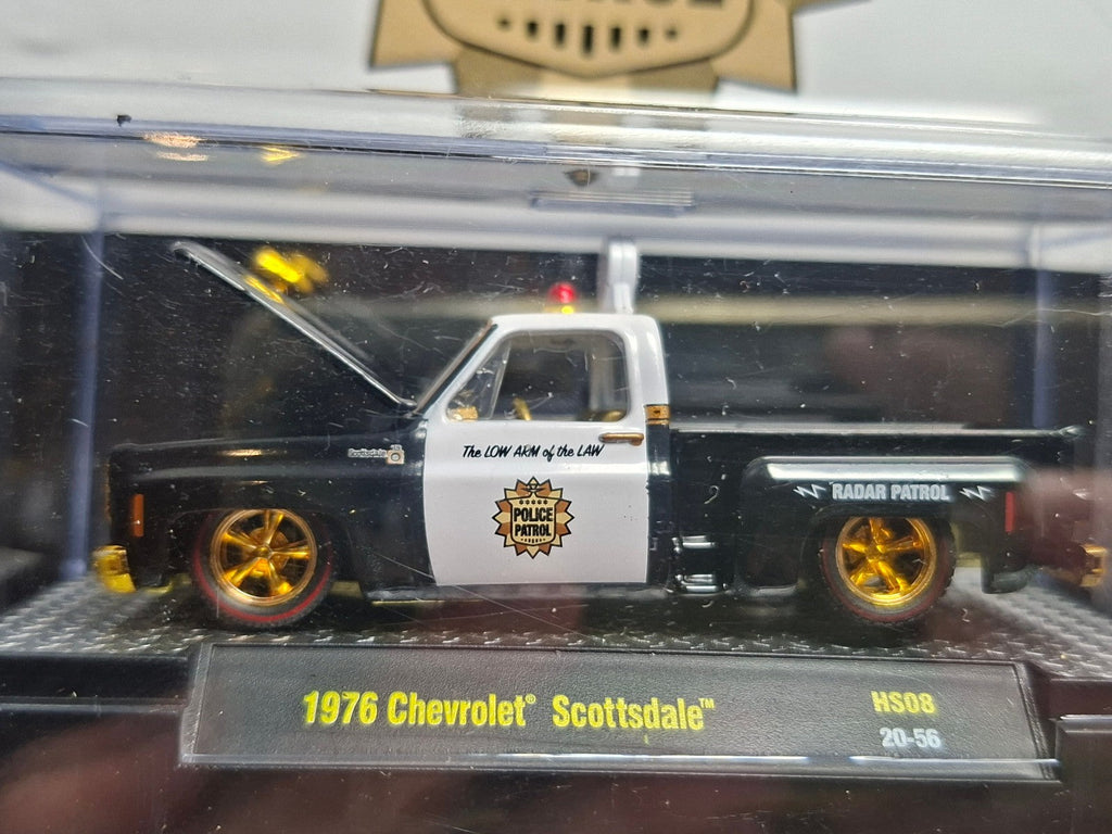 M2 Machines 1976 chevrolet scottsdale Chase 750 pieces (NG46)