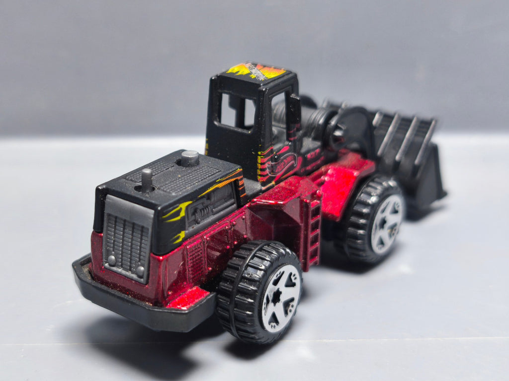 Hot Wheels 2002 mainline 186 Wheel loader  (A38)