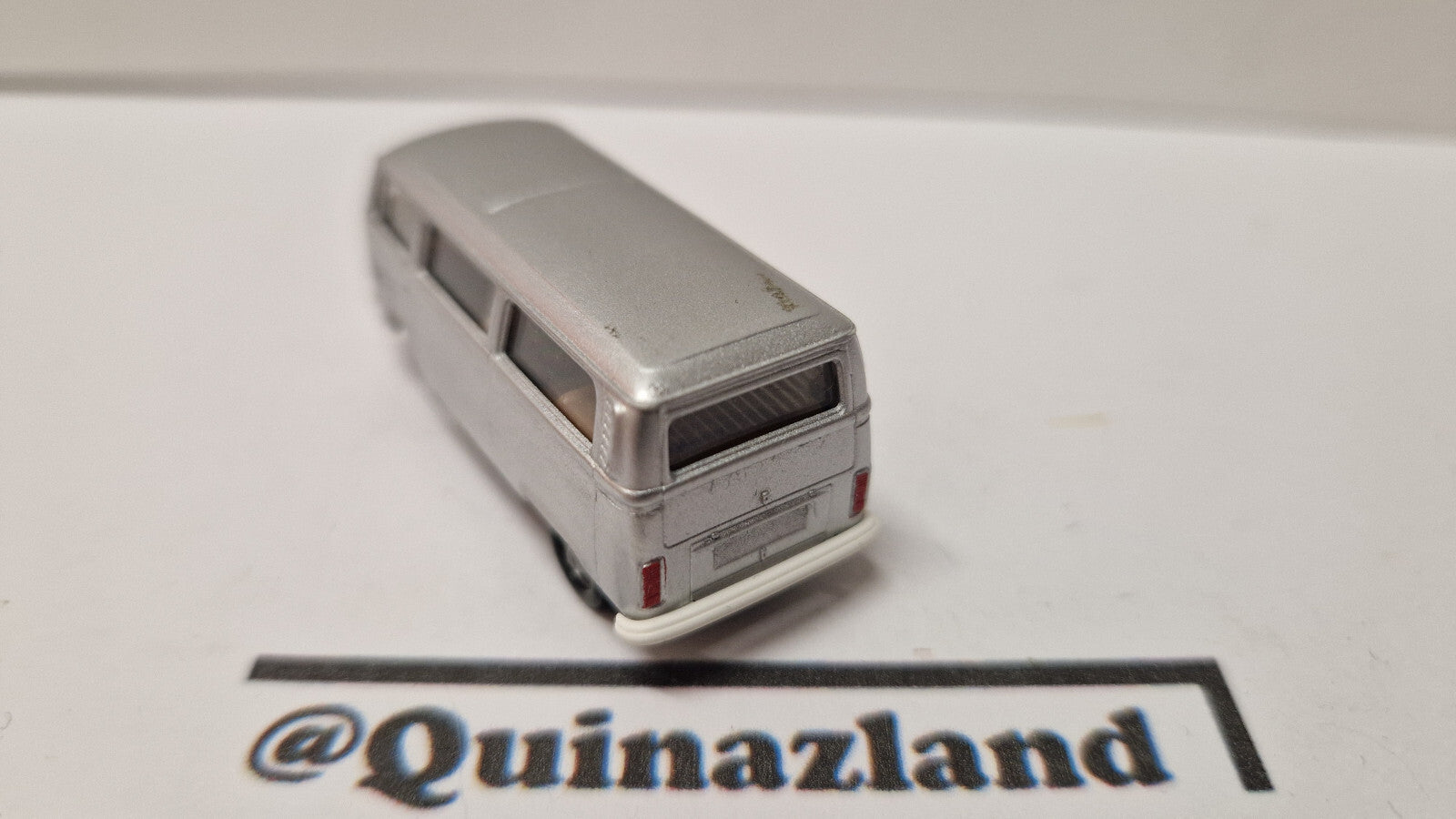 Brekina 1/87 Volkswagen T2 pompe funèbre friedrich wagner  (A05)