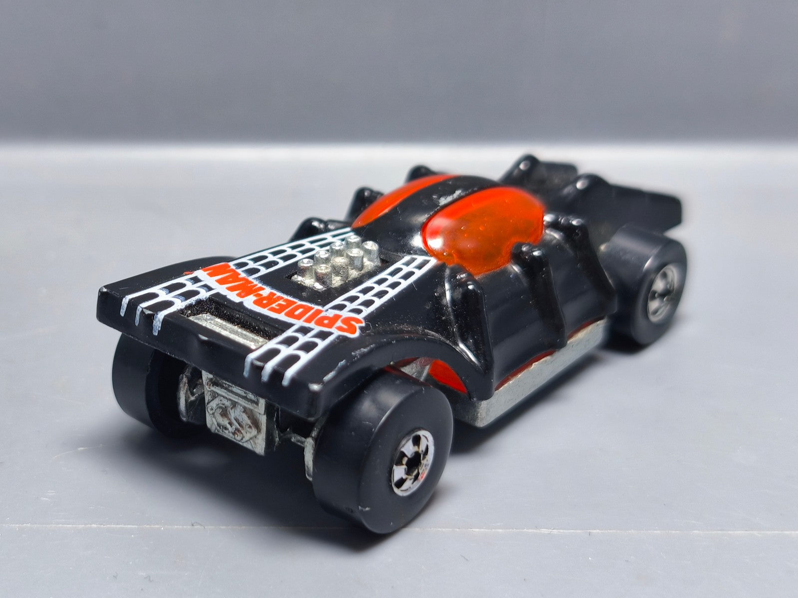 Hot Wheels 1979 the heroes Spider man (A04)
