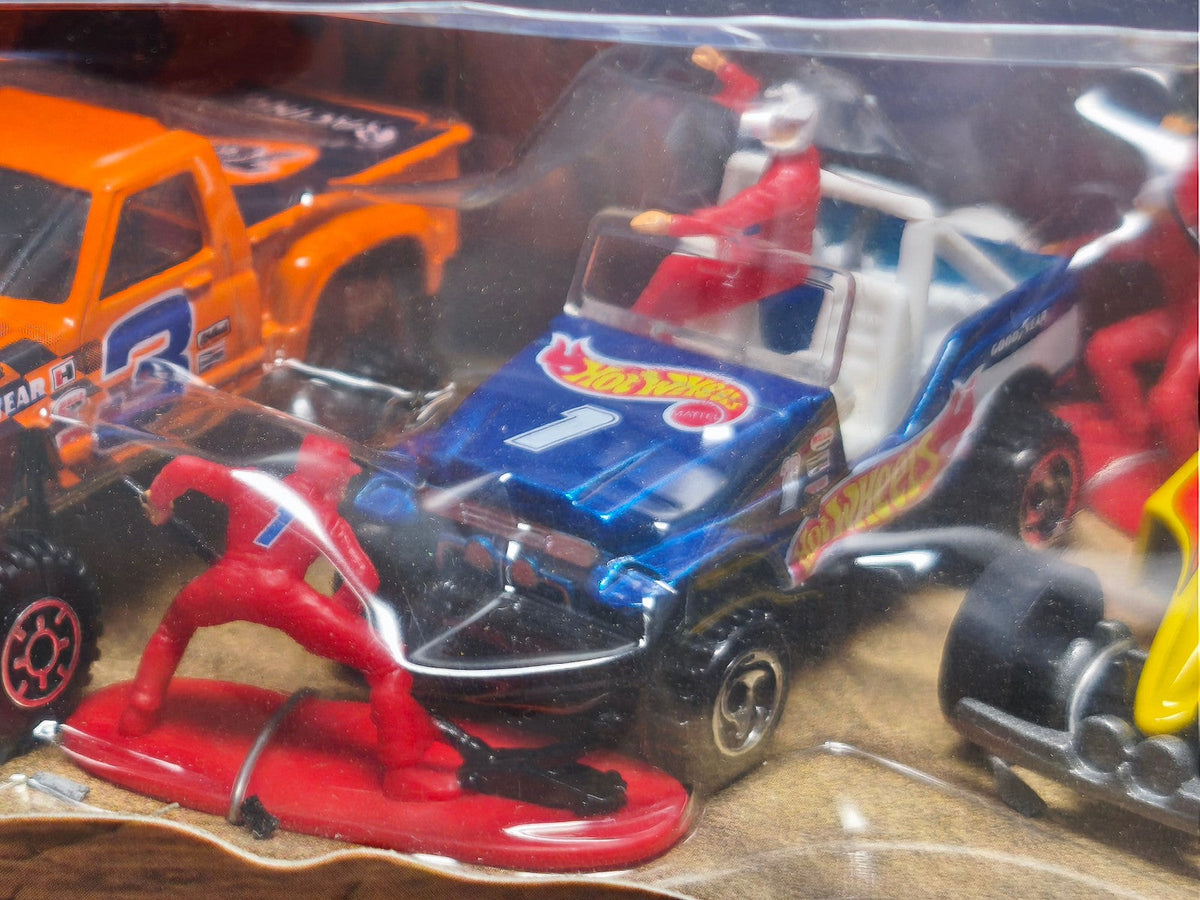 Hot Wheels 1998 off road racing exclusive kmart  (CT02)