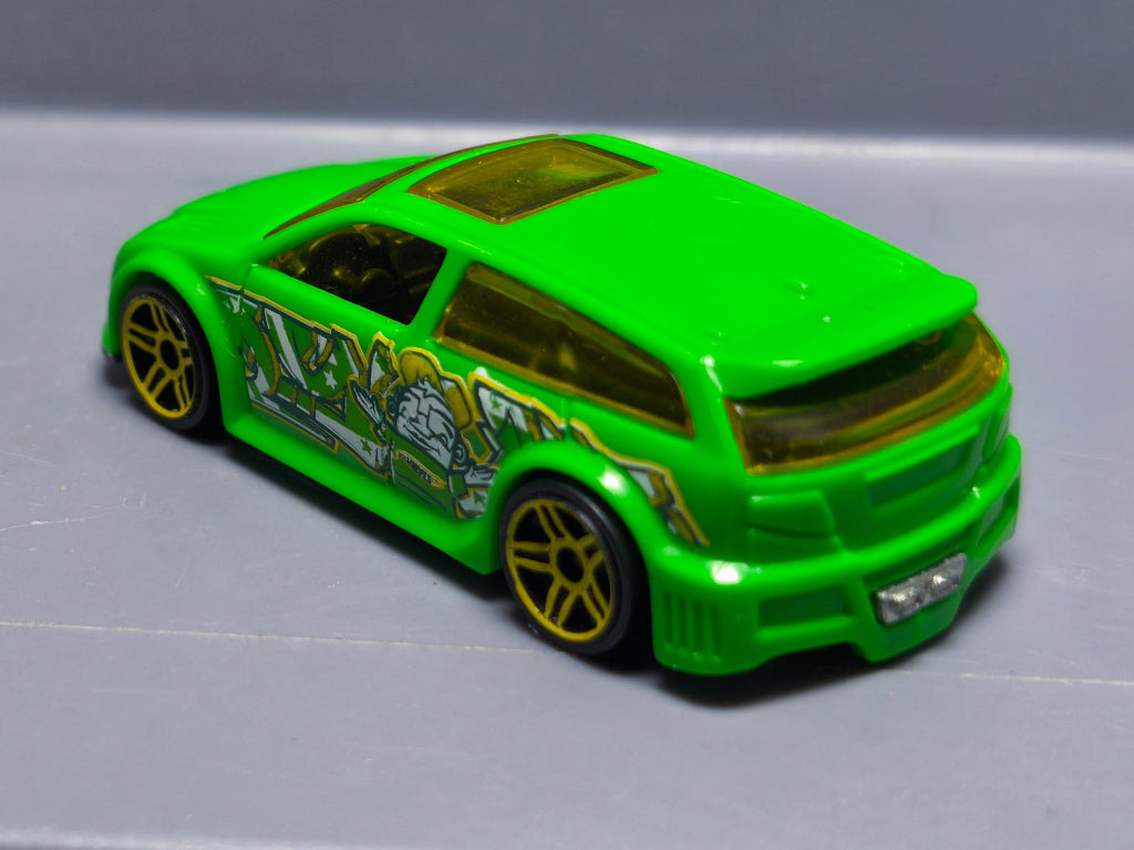 Hot Wheels 2011 exclusive multipack  Audacious     (A03)