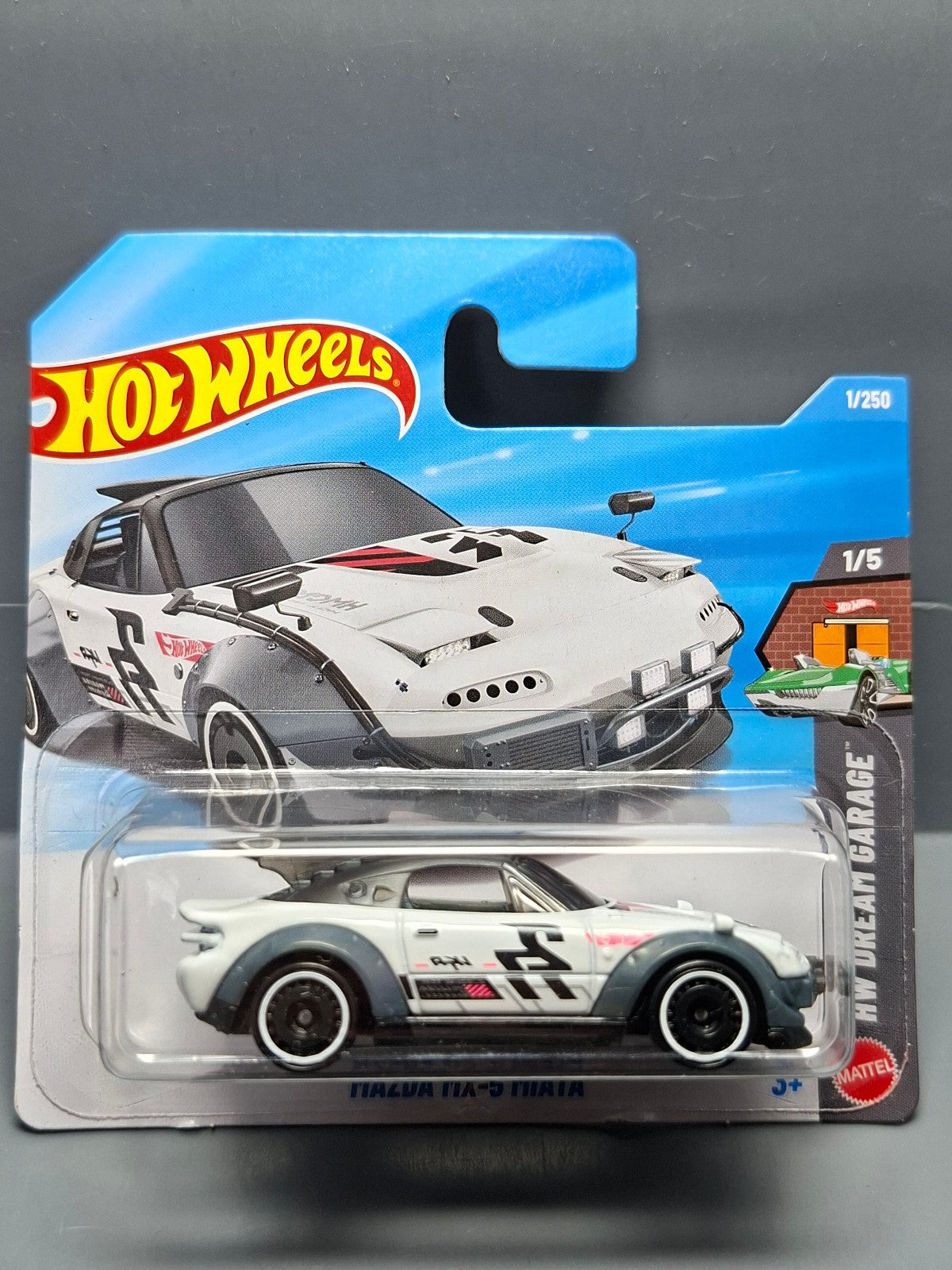 Hot Wheels Mazda MX-5 Miata 2025-001  (NP02)