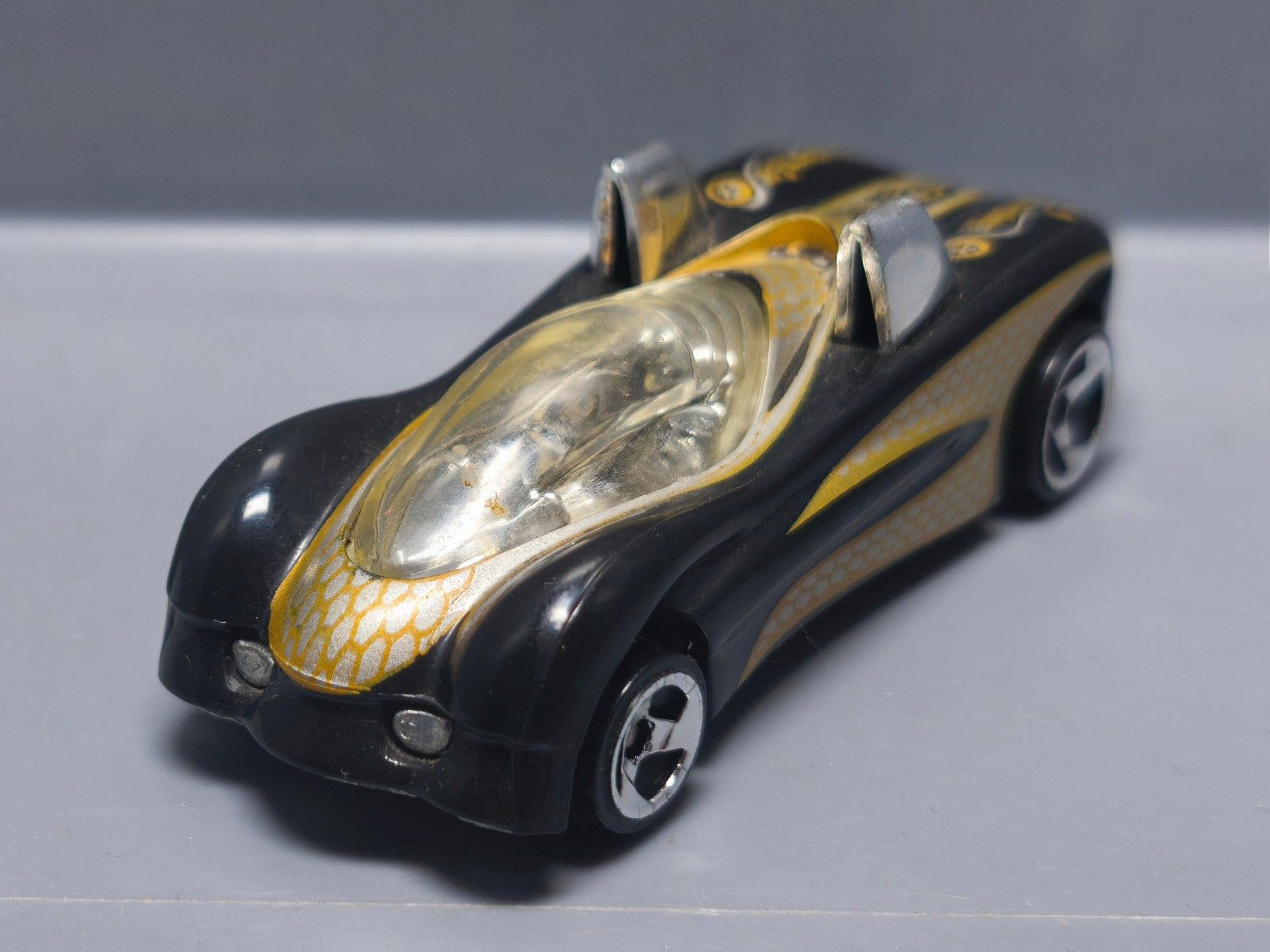 Hot Wheels Power pipes 1999 mystery car (A35)
