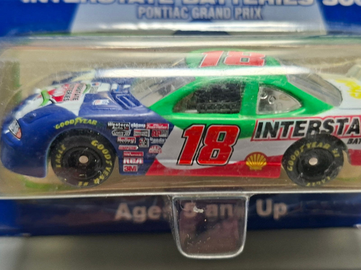 Revell 1/64 1997 Racing Pontiac grand prix bobby labonte (NG15)