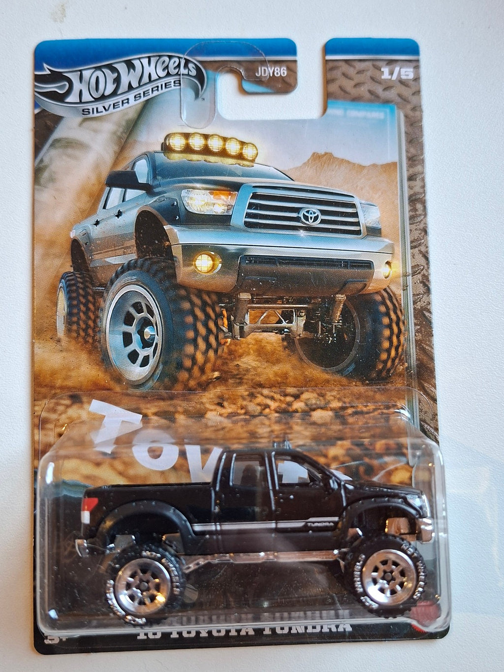 Hot Wheels 2025 Toyota ’10 TOYOTA TUNDRA   (NP49)