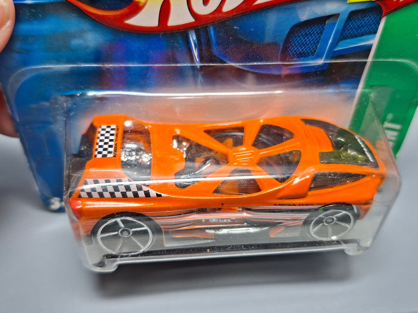 hot wheels Mainline 2007 série Treasure Hunt Mega Thrust collector 125 (CP18)
