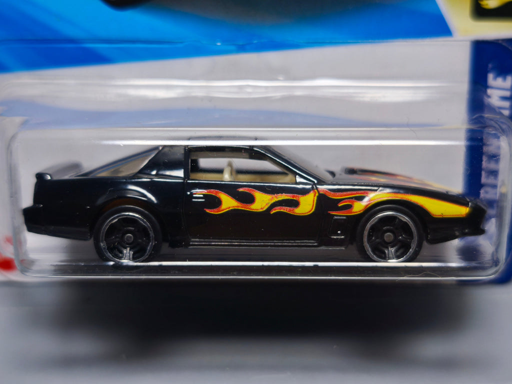 Hot Wheels Knight rider kitt 2025-083 (NP09)