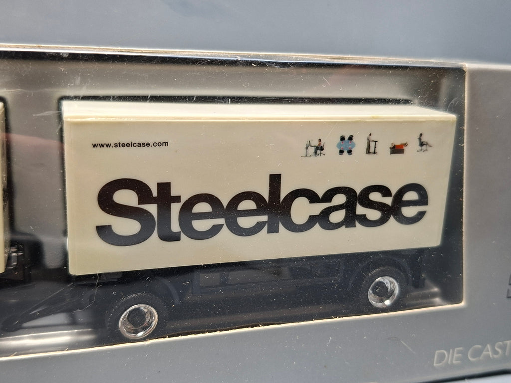 Schuco 1/87 Distribué par steelcase aux clients Mercedes-Benz actros   (CT10)