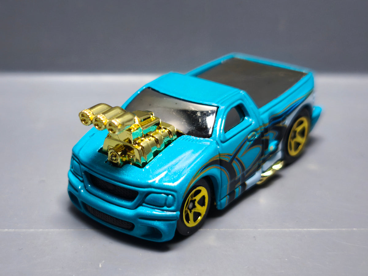 Hot Wheels 2006 multipack  Ford lightning  (A22)