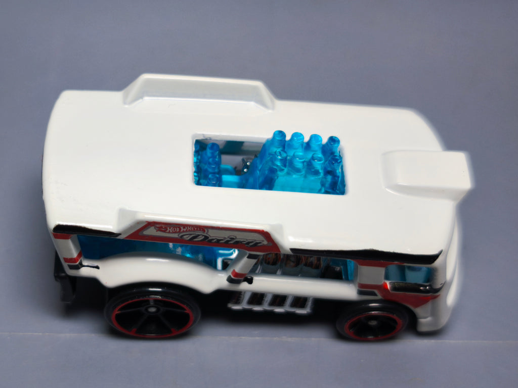 Hot Wheels Chill mill 2015-004 (A16)