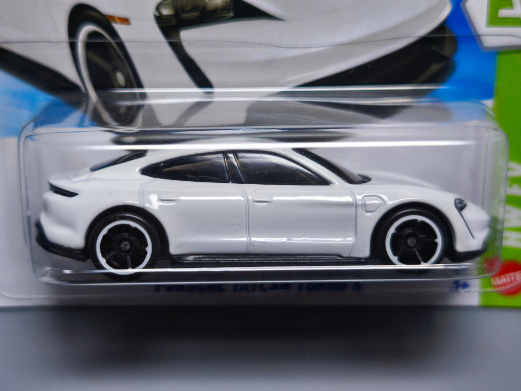 Hot Wheels Porsche Taycan Turbo S 2026-034 (NP36)