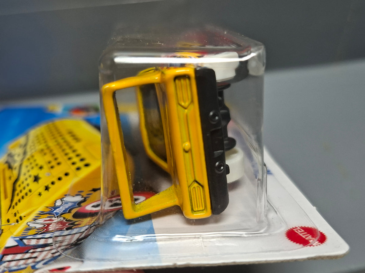 Hot Wheels '70  Plymouth superbird  2025-087 (NP23)