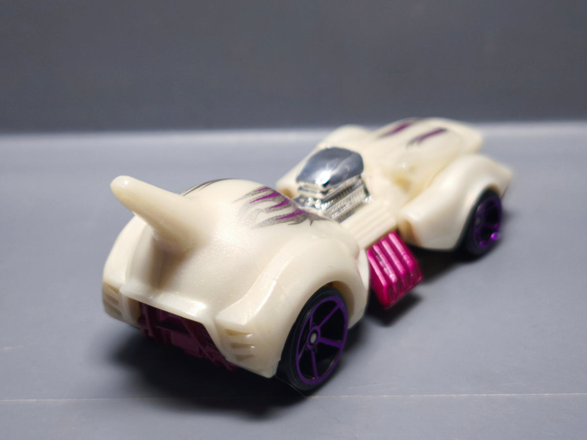 Hot Wheels Purrfect Speed 2017-123   (A21)