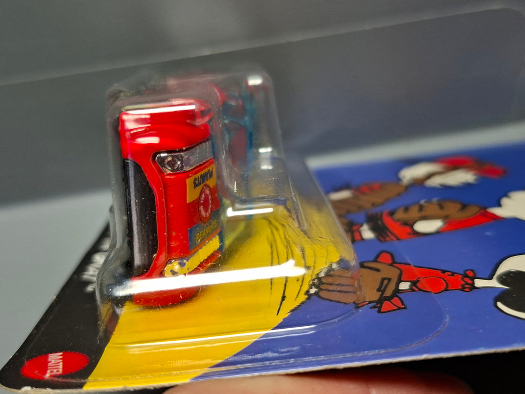 Hot Wheels Silver series Peanuts (Snoopy) Super Gnat (NP24)