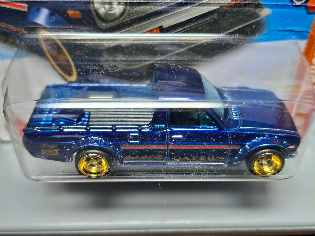 Hot Wheels 1975 datsun Sunny truck (B120) $TH 2025-093     (NP17)