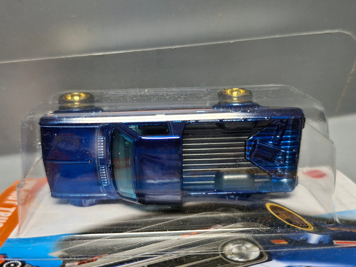 Hot Wheels 1975 datsun Sunny truck (B120) $TH 2025-093     (NP17)