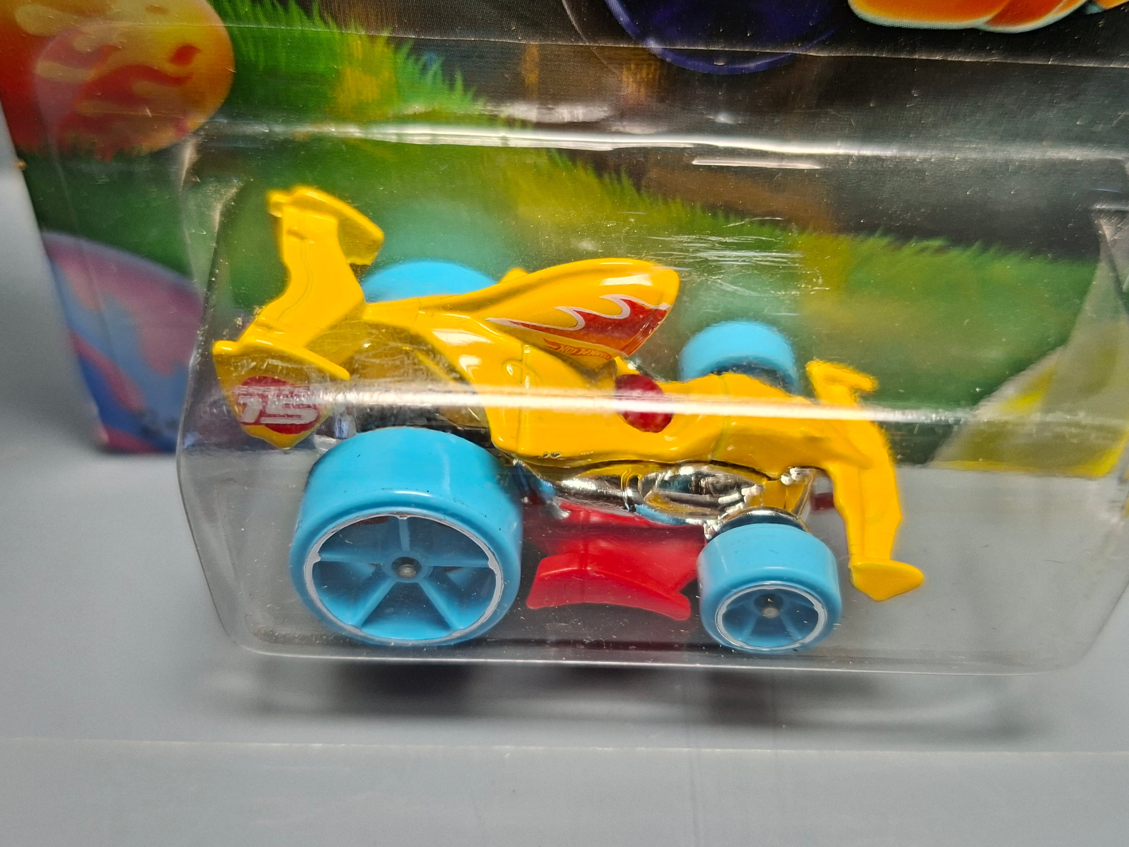 Hot Wheels Happy Easter Tarmac Attack (NP18)