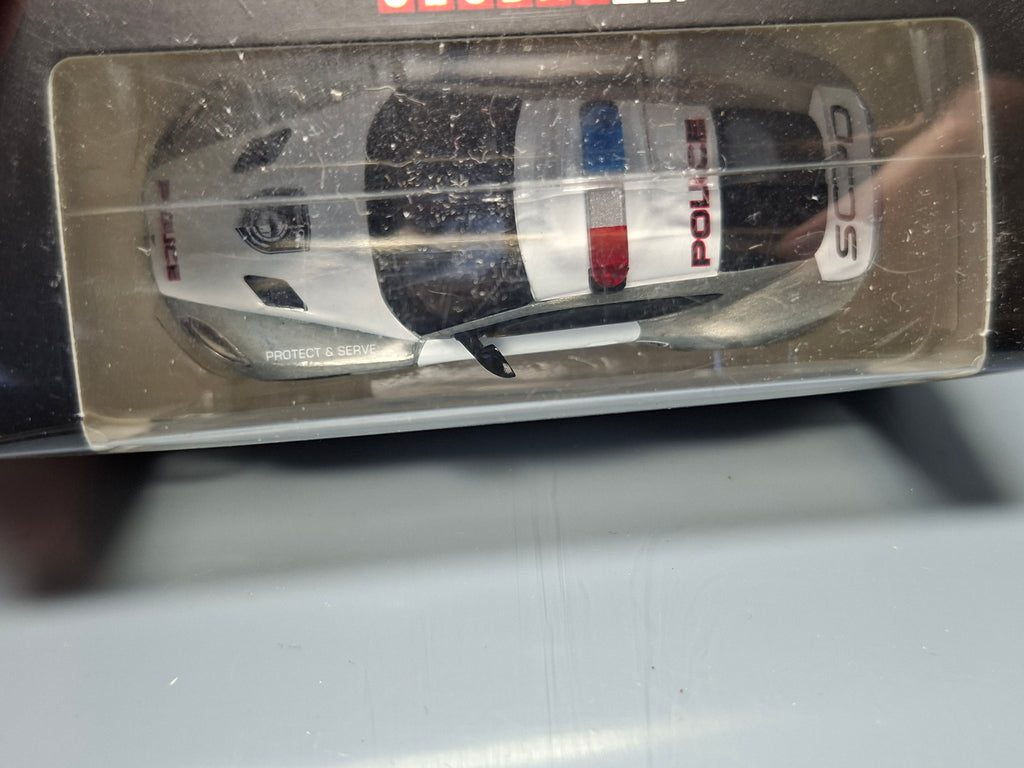 Tarmac 1/64 Aston Martin DBS Superleggera Police Car Chase  (NP18)